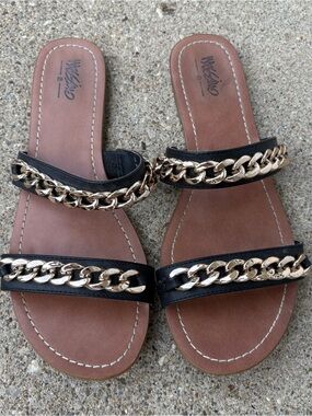 Mossimo Supply Co. Black Leatherette Slide Sandals with Gold Chain links size 8